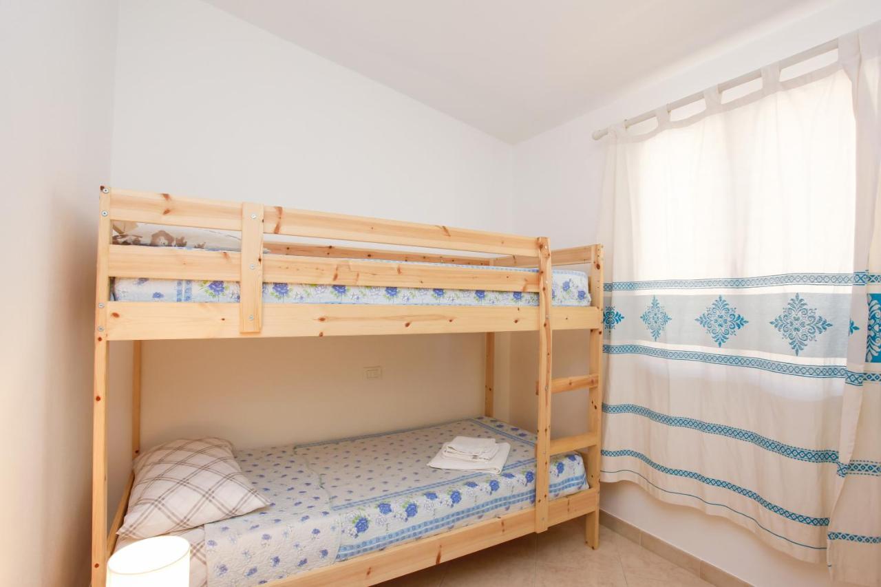 Casa Vacanze Zefiro 奥罗塞伊 外观 照片